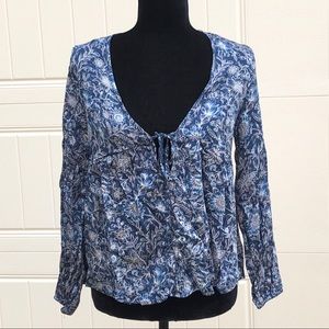 NWOT Floral wide neck blouse